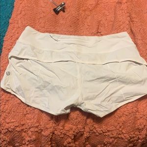 Lululemon White Speed Up Shorts Size 6